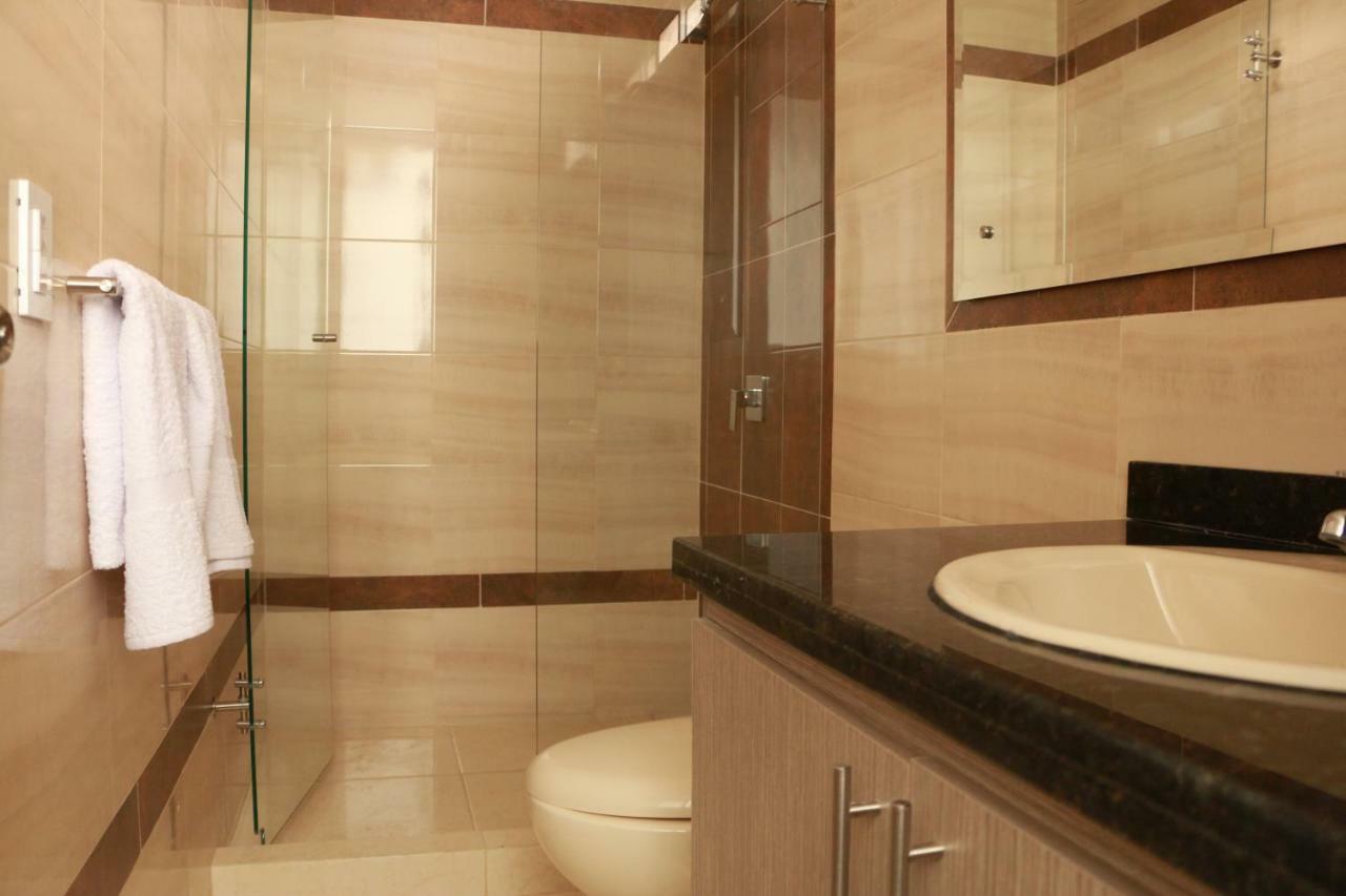Hotel Aparta La Flora 5*